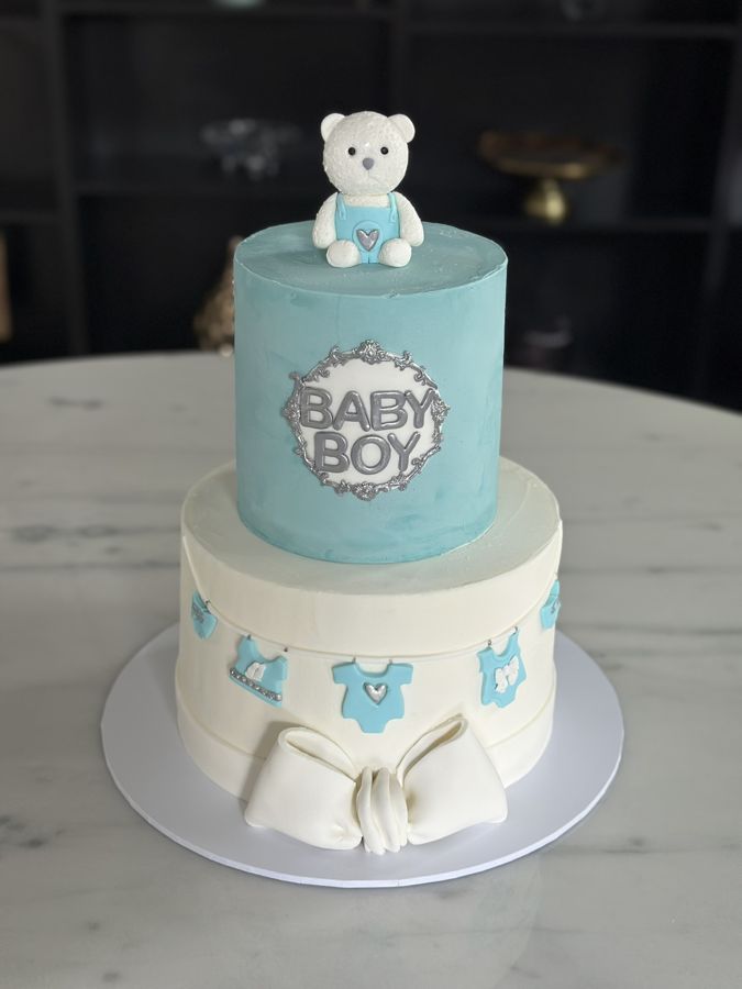 Baby boy tiers
