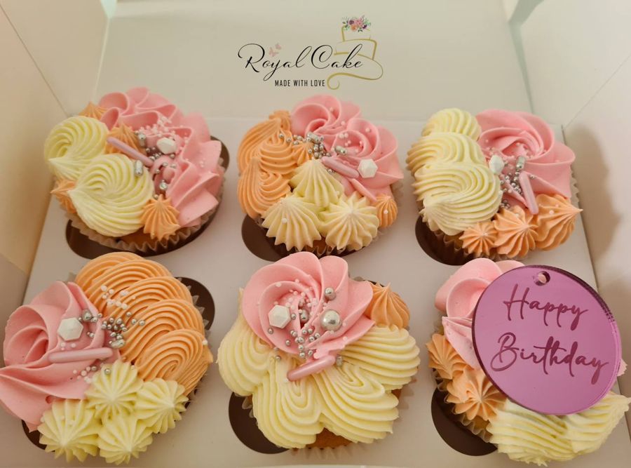 Floral cupcakes